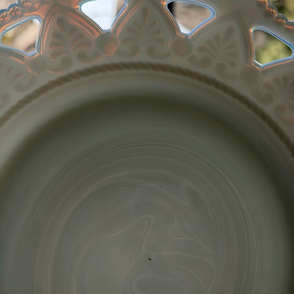 Vintage Milk Glass Plate - Picture 6 of 6